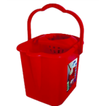 CUBETA CON EXPRIMIDOR ROJO...